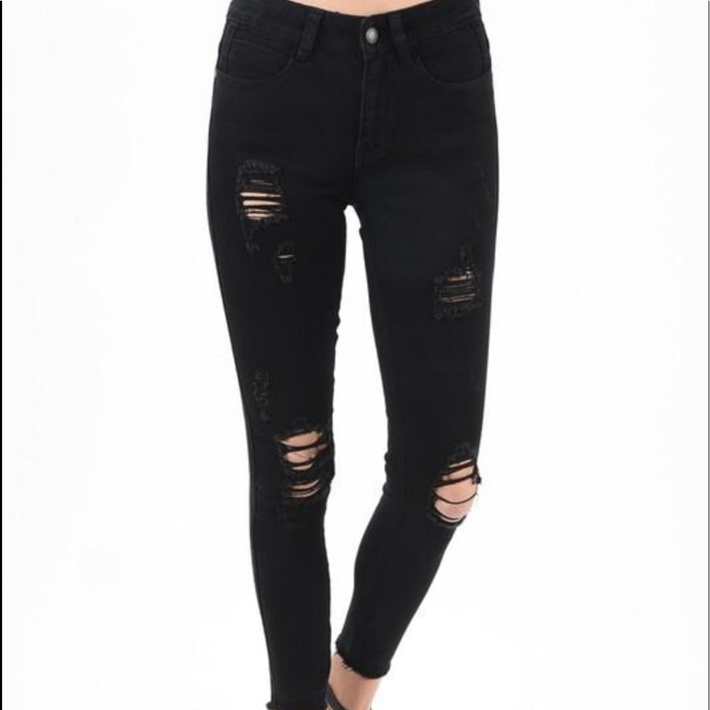 Black distressed jeans